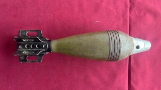 CIUDADANOS SE DESHACEN DE FUSIL DE ASALTO AR-15 Y GRANADA DE MORTERO EN MÓDULOS DE “SÍ AL DESARME, SÍ A LA PAZ”